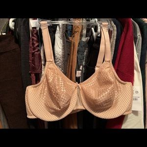 Chantelle nude seamless underwire bra 40D new tags